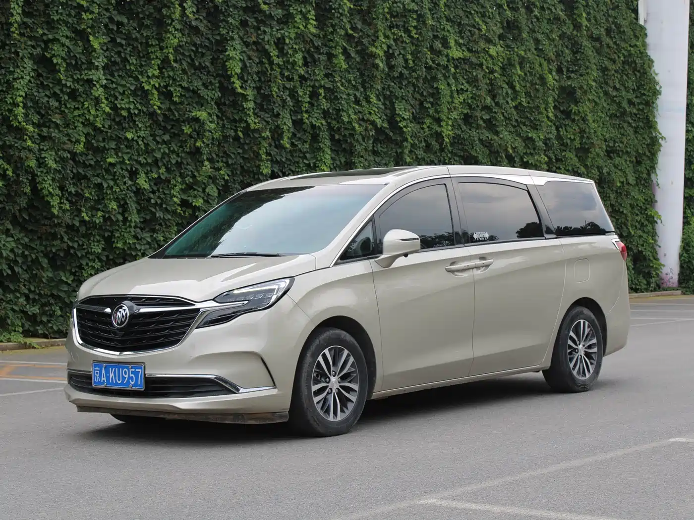 BUICK GL8