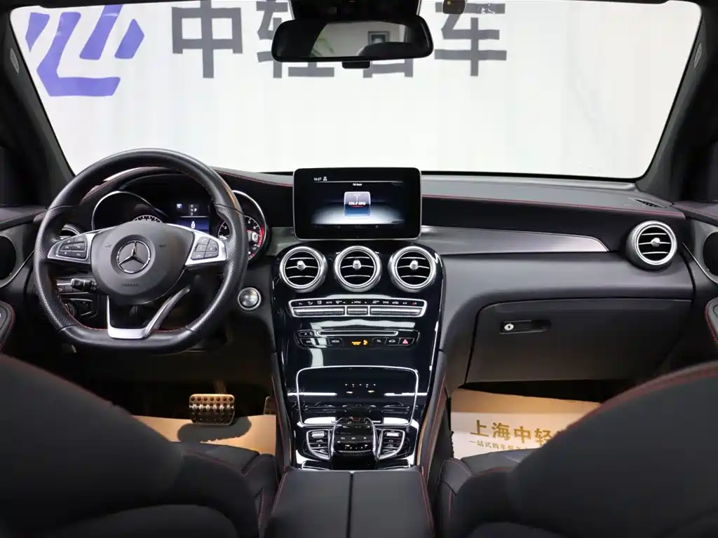 Mercedes-Benz GLC AMG 2017 AMG GLC 43 4MATIC фото 11