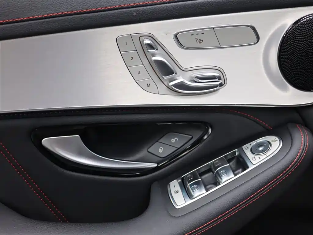 Mercedes-Benz GLC AMG 2017 AMG GLC 43 4MATIC фото 6