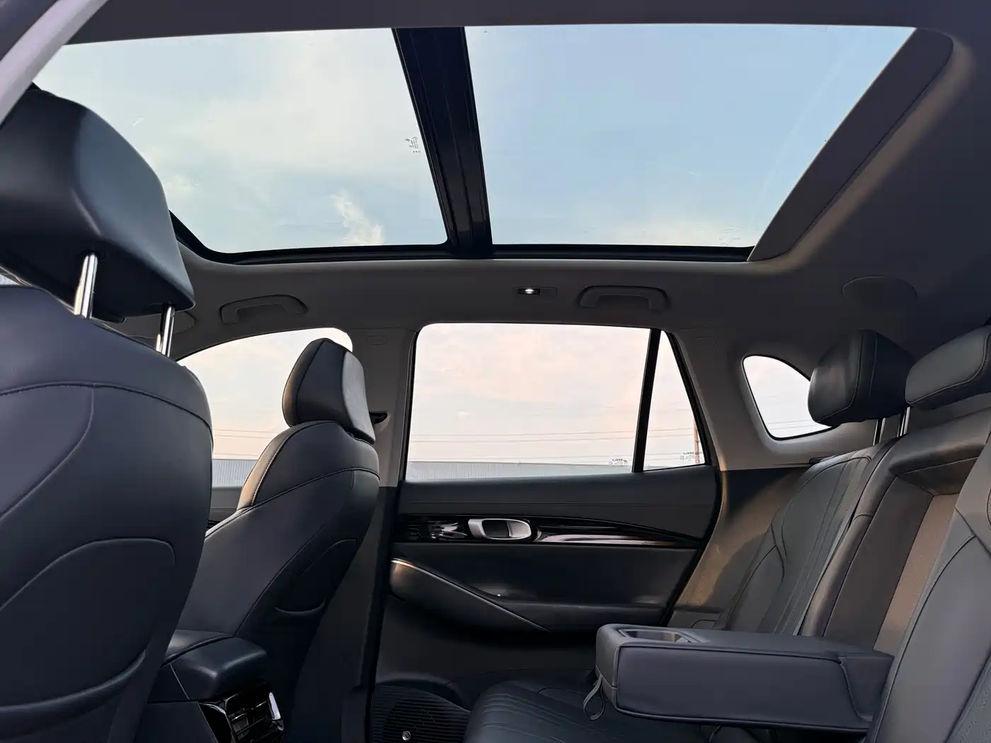 GEELY GALAXY GALAXY E5