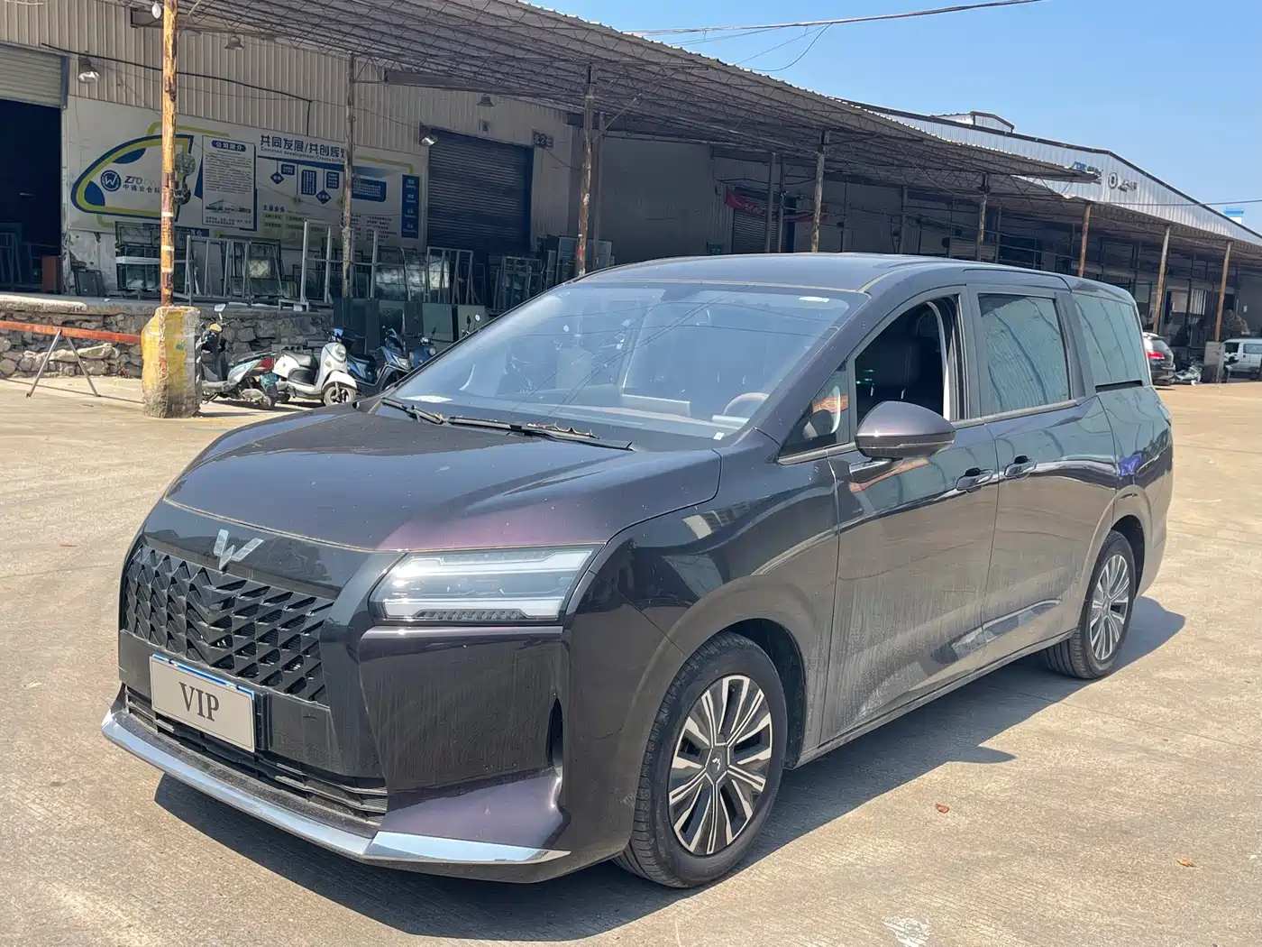 Wuling Motors Xingguang 730 2025 Model Base Version
