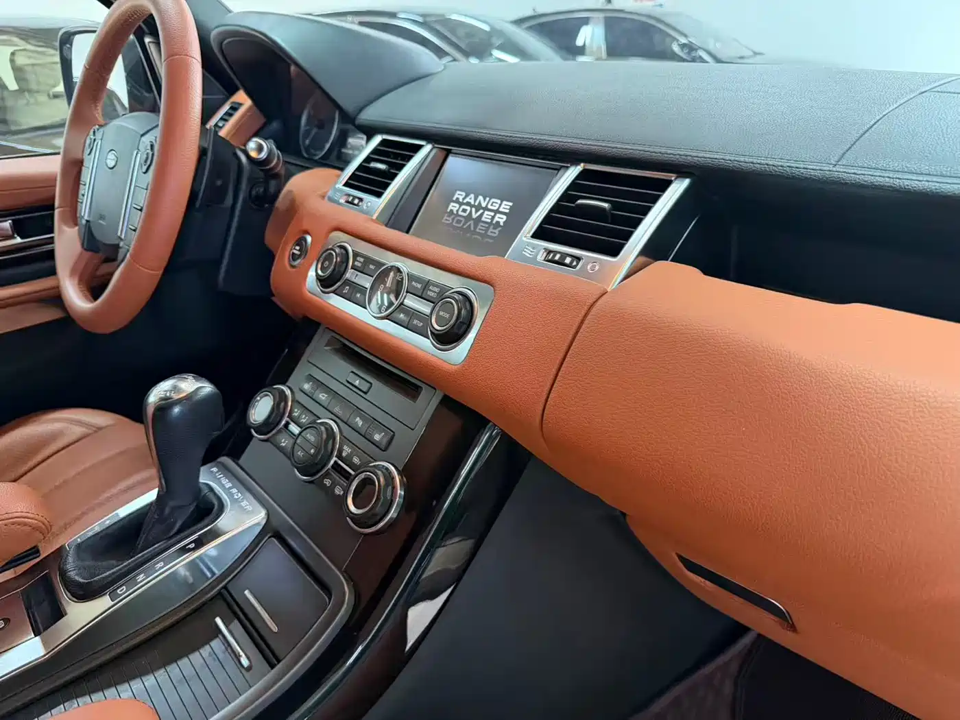 Photo 16 - Land Rover Range Rover Sport