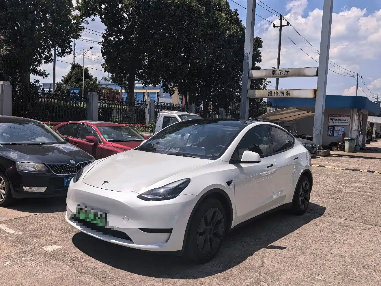 Tesla Model Y 2024 Rear-Wheel Drive Version