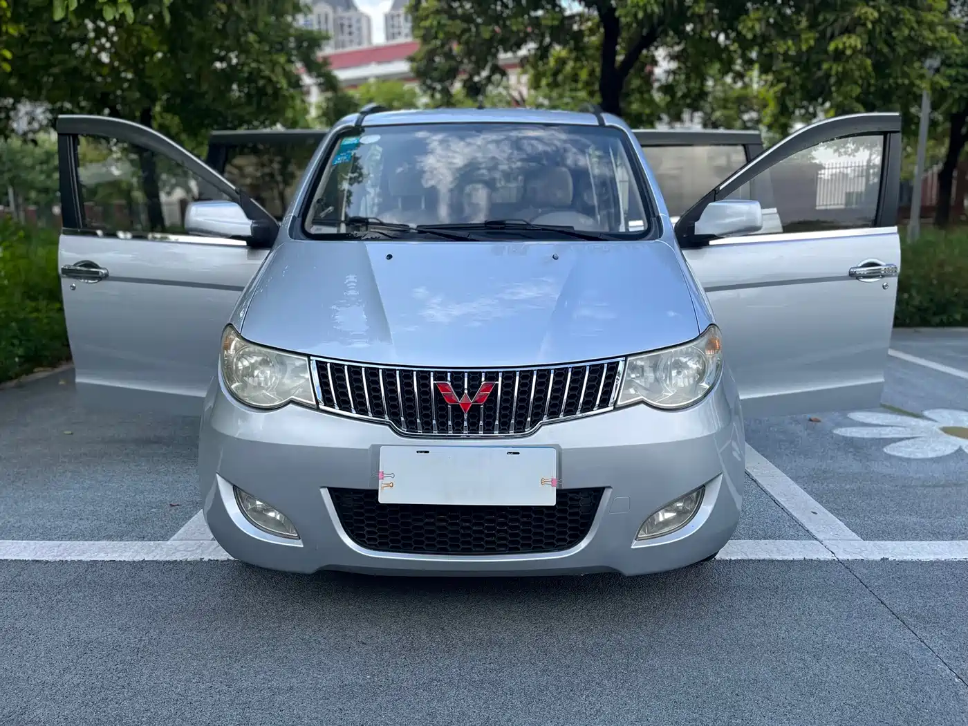 Wuling Motors Wuling Hongguang 2014 2014 1.5L S Luxury