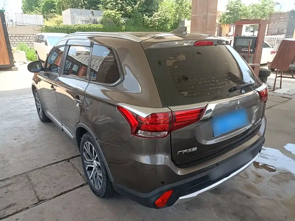 Mitsubishi Outlander 2017 2017 2.0L 2WD Glory 5-seater