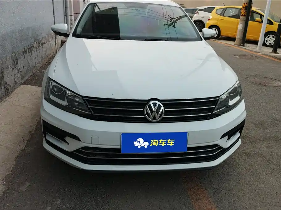 Volkswagen Sagitar 2018 280TSI DSG Spark Edition фото 2