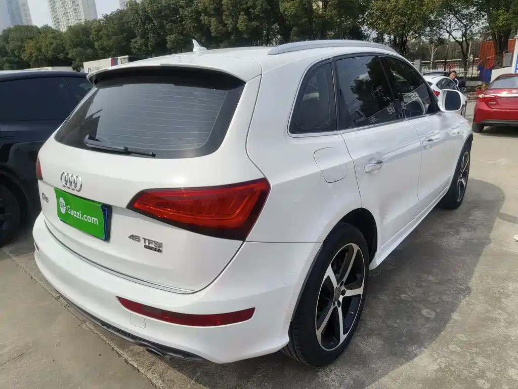 Audi Q5 (Import) 2015 2013 45 TFSI quattro Sport