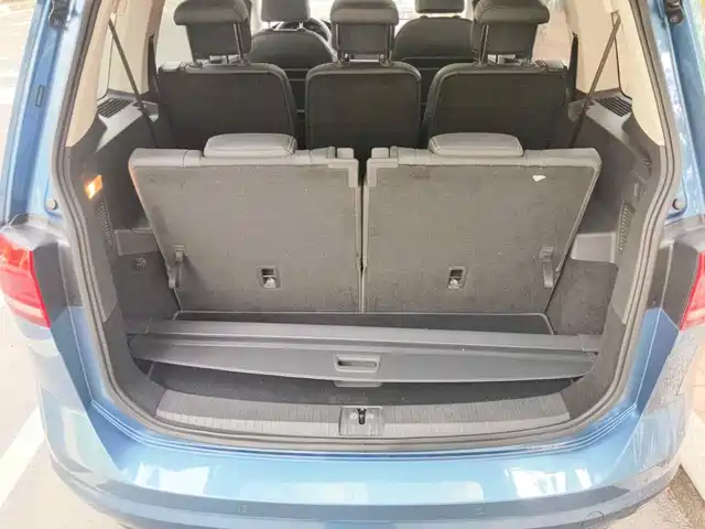 Volkswagen Touran 2018 Touran L 280TSI DSG Comfort 7-seater China V — фото 5