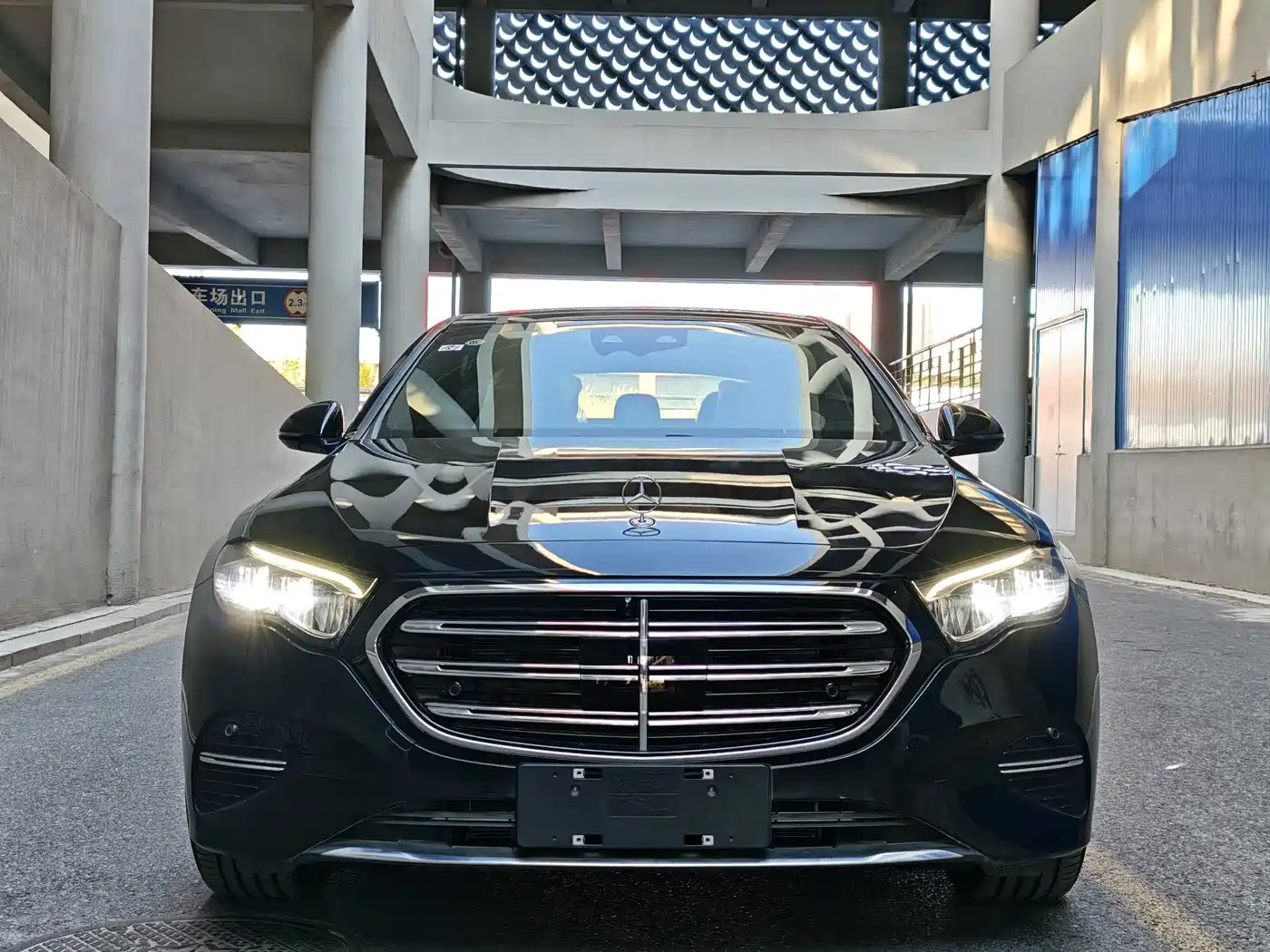 MERCEDES-BENZ E-CLASS
