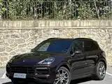 Photo 1 - Porsche Cayenne
