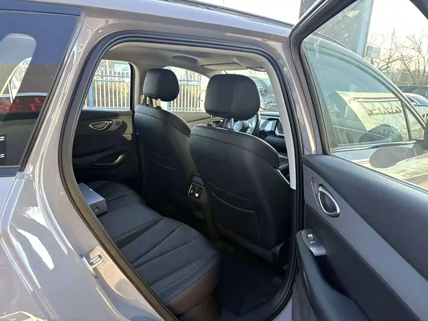 BYD Hai Shi 05 EV 2025 520KM Smart Navigation Edition фото 5