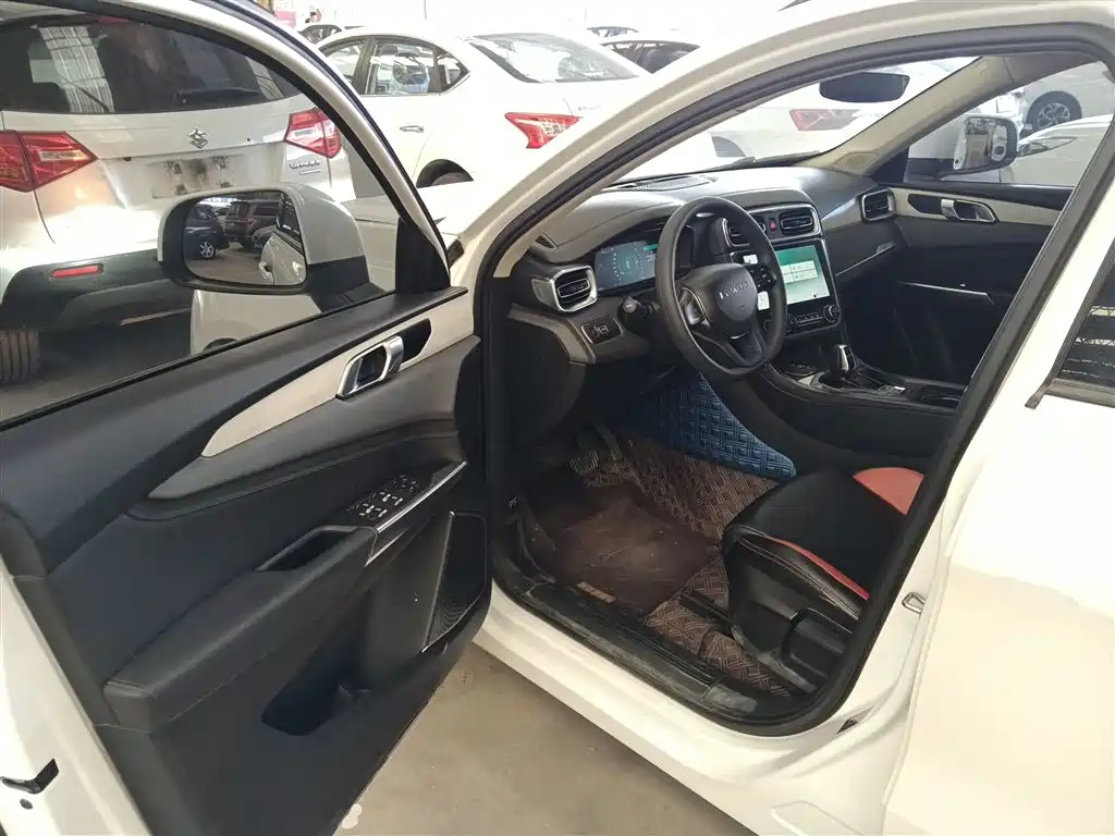 Lynk & Co 01 2019 2.0T 2WD Pure Version China VI фото 16
