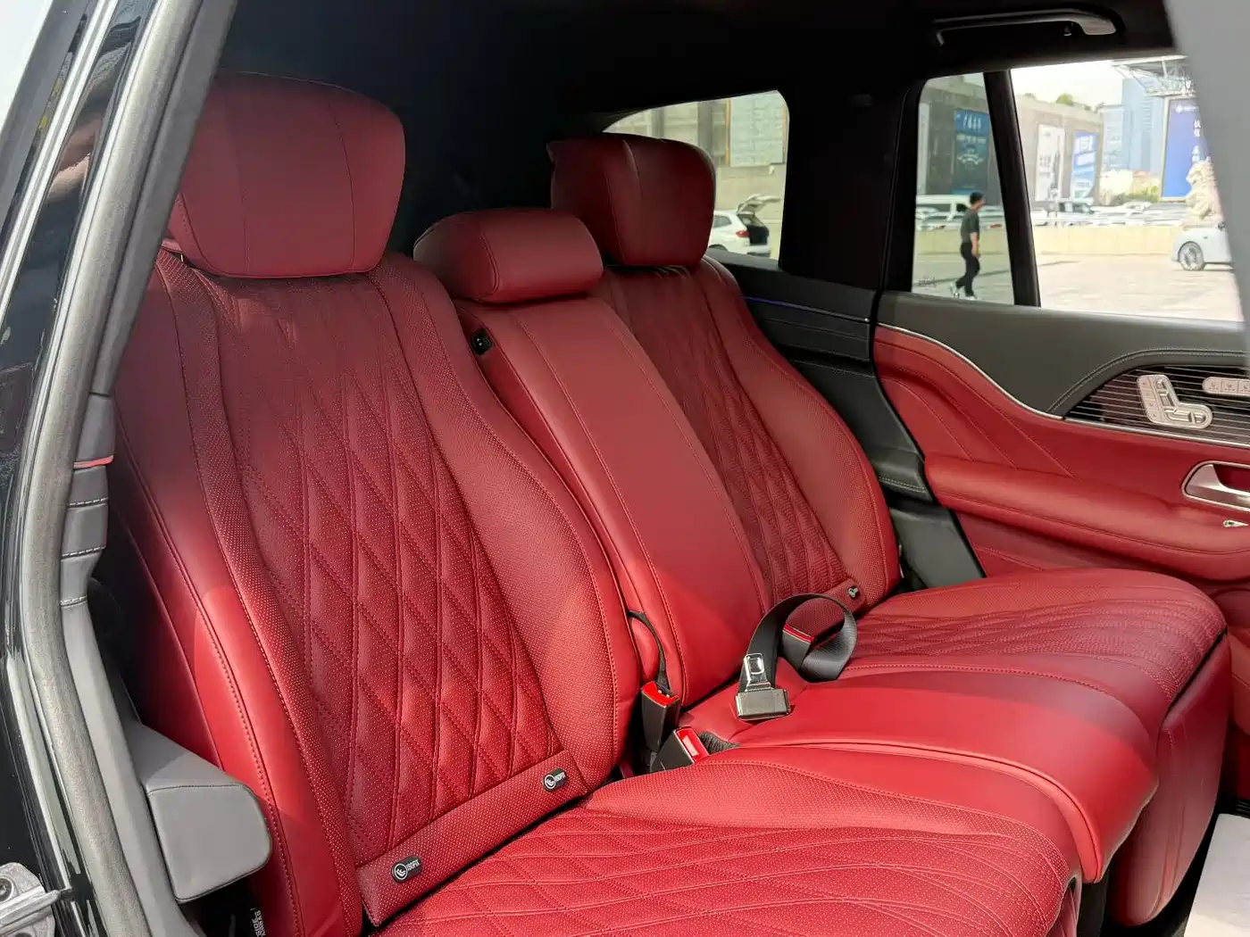 Mercedes-Benz GLS фото 8