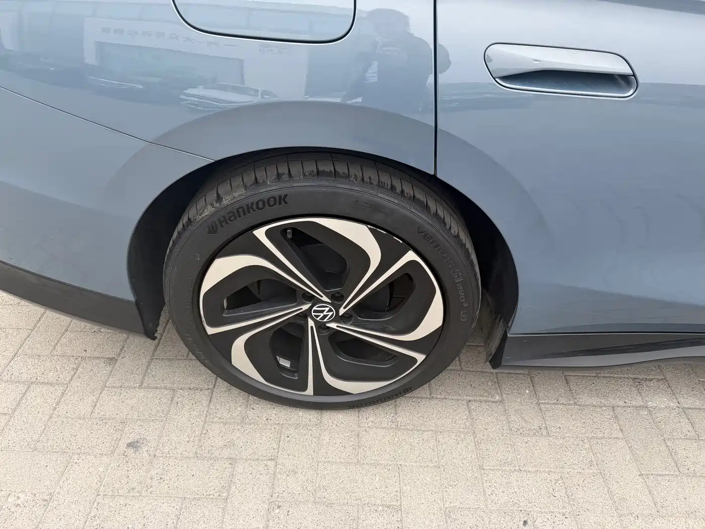 VOLKSWAGEN ID.7 VIZZION