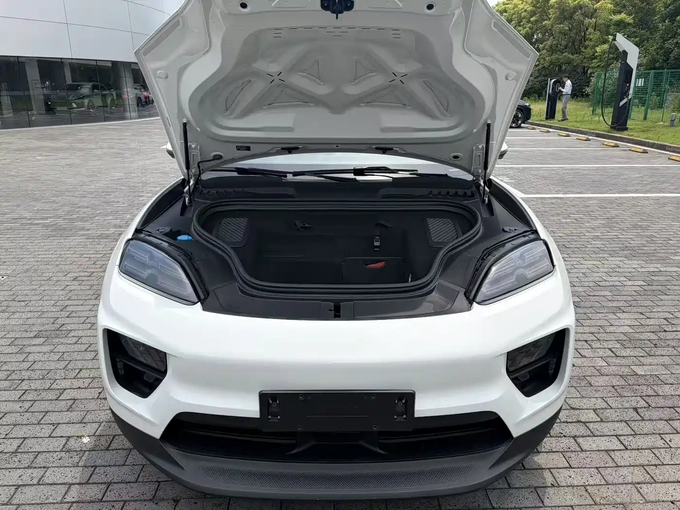 Porsche Macan EV 2025 2024 Macan 4