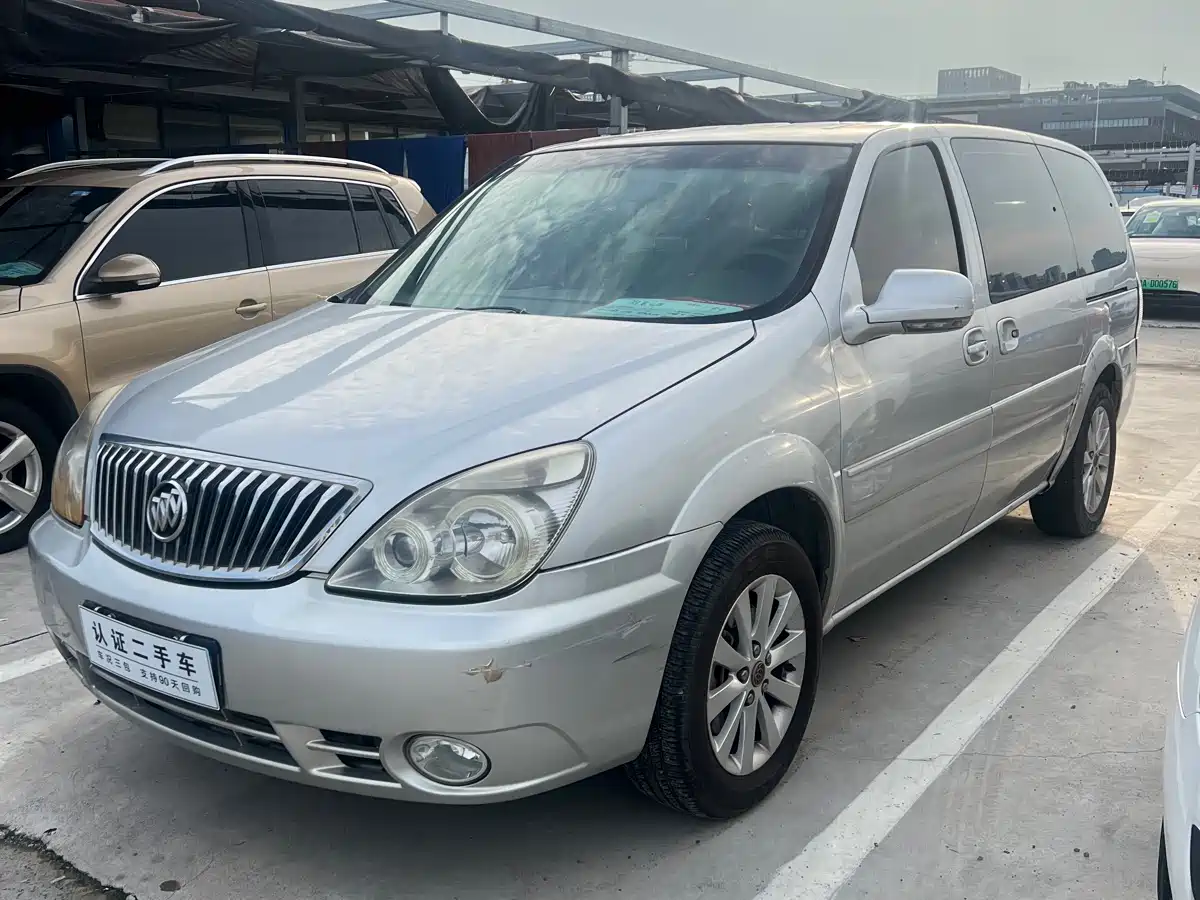Buick GL8 2011 2.4L CT Comfort Edition