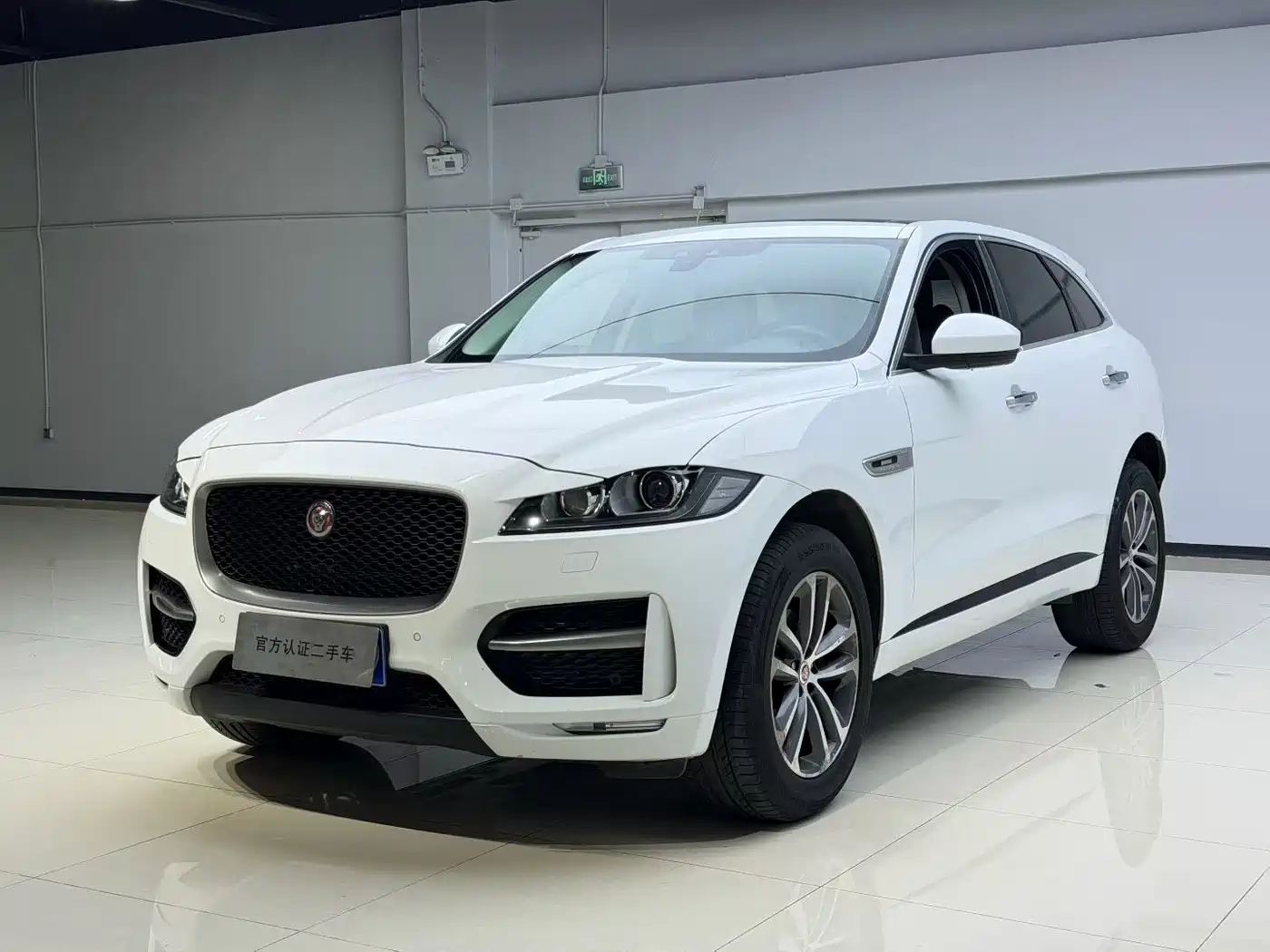 Jaguar F-PACE 2016 — пригон из Китая