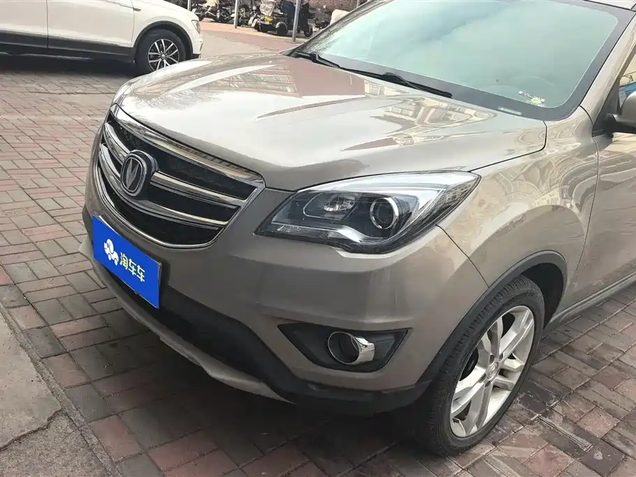 CHANGAN CS35