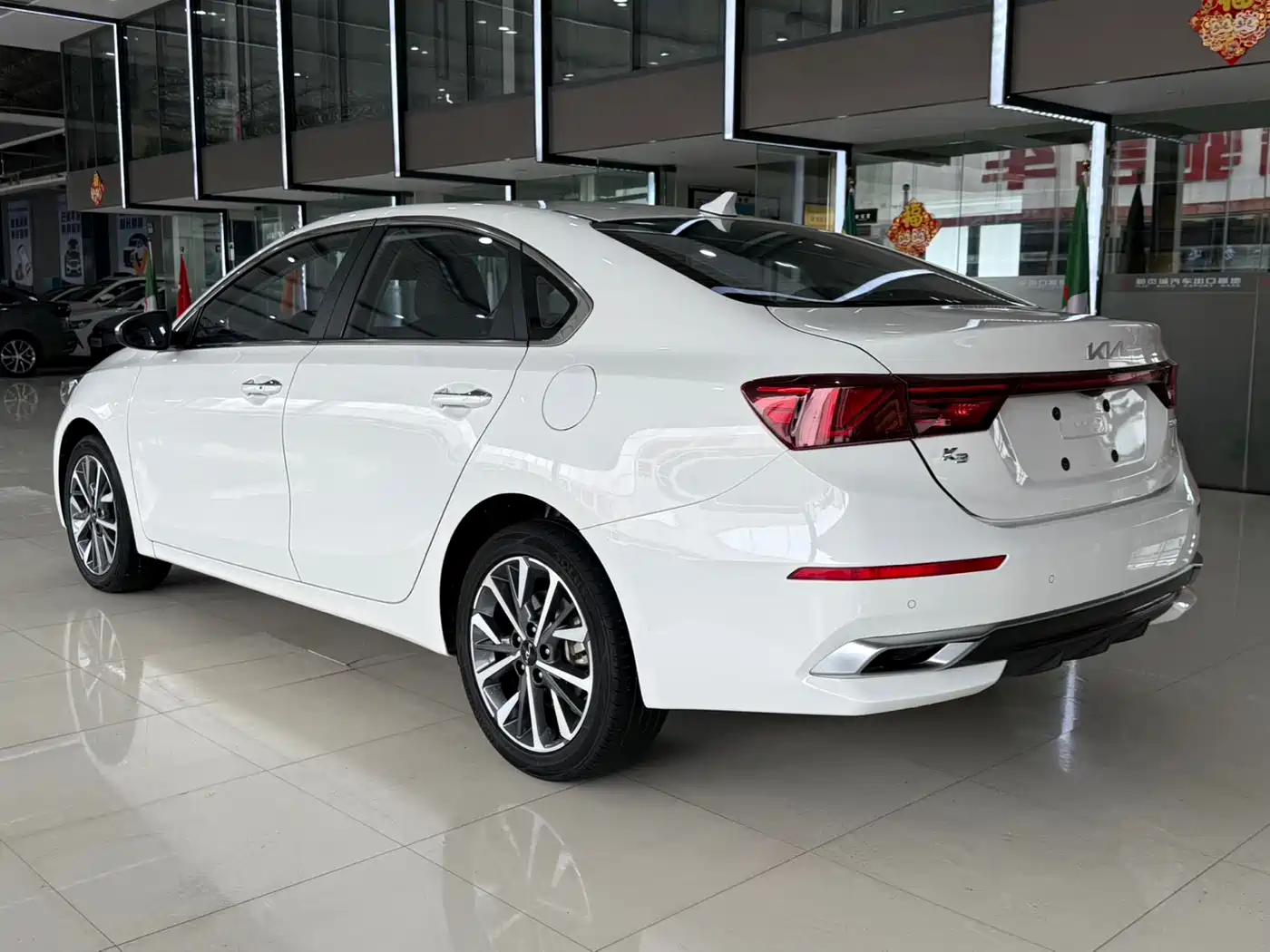 Kia K3 2021 Facelift 1.5L CVT Fashion Edition фото 4