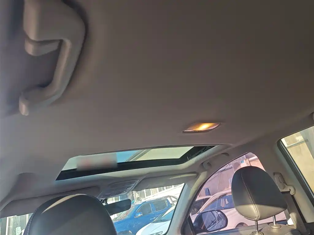 Haval M6 2021 PLUS 1.5T DCT Luxury Smart Connect фото 8