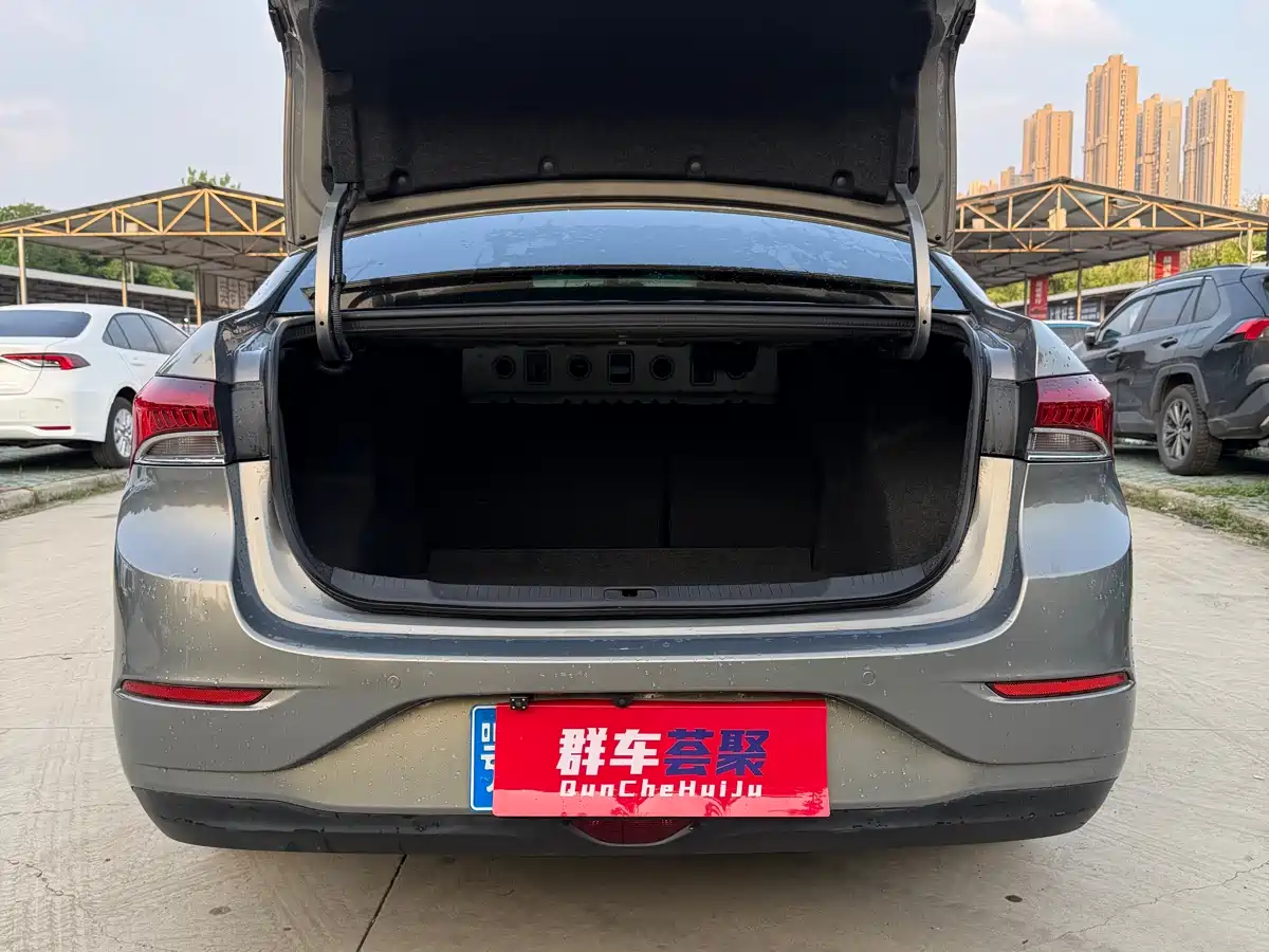 Buick Excelle 2018 18T Automatic Elite фото 16