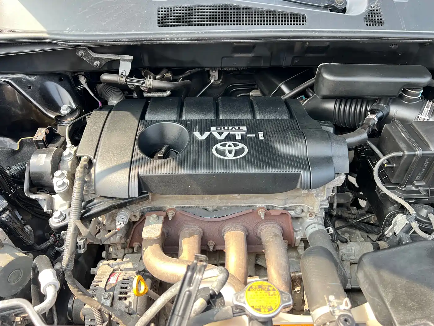 Toyota Highlander 2011 2.7L 2WD 7-seat Luxury Navigation фото 25