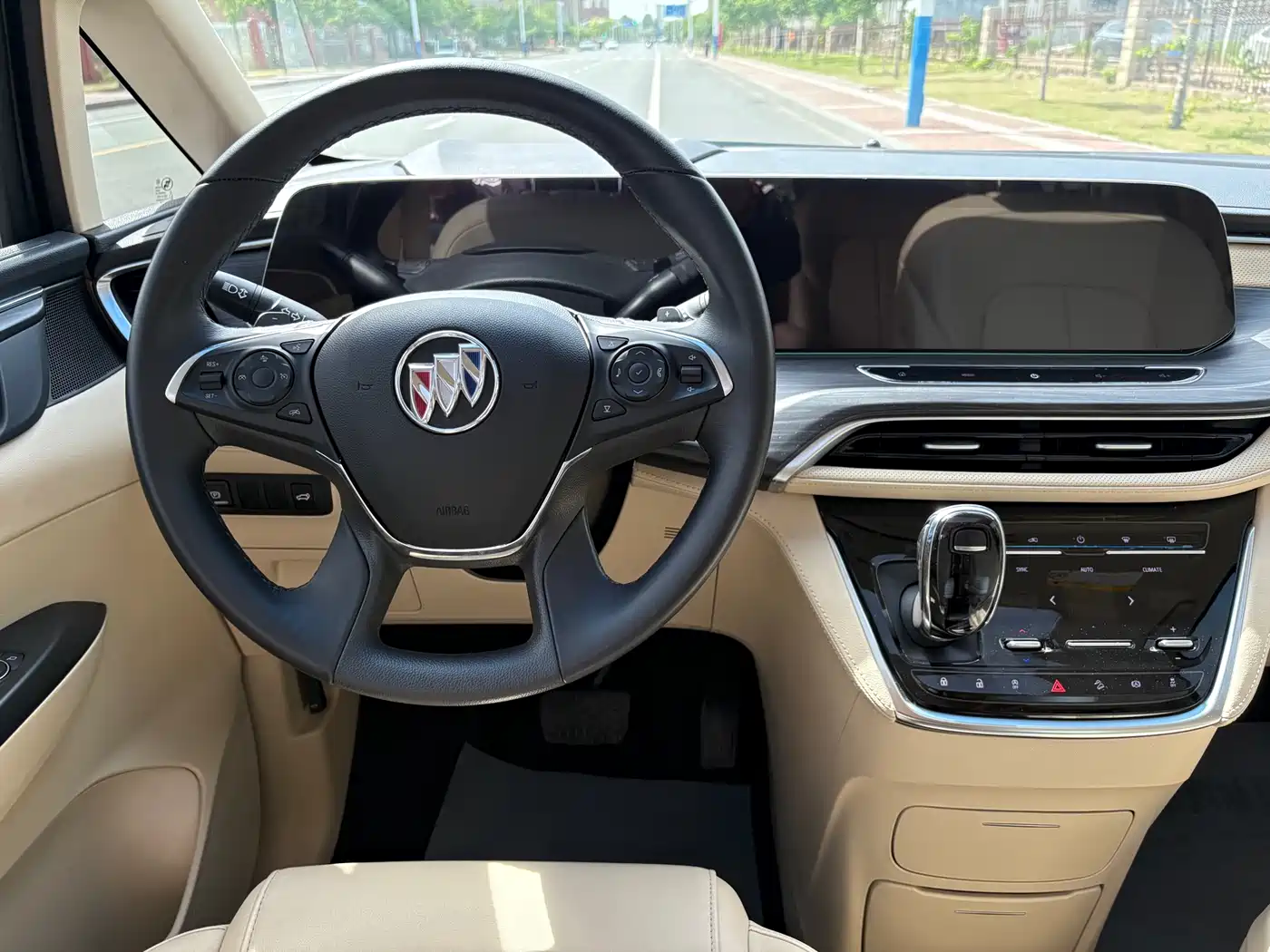 Buick GL8 2023 ES Landmaster Exclusive фото 10