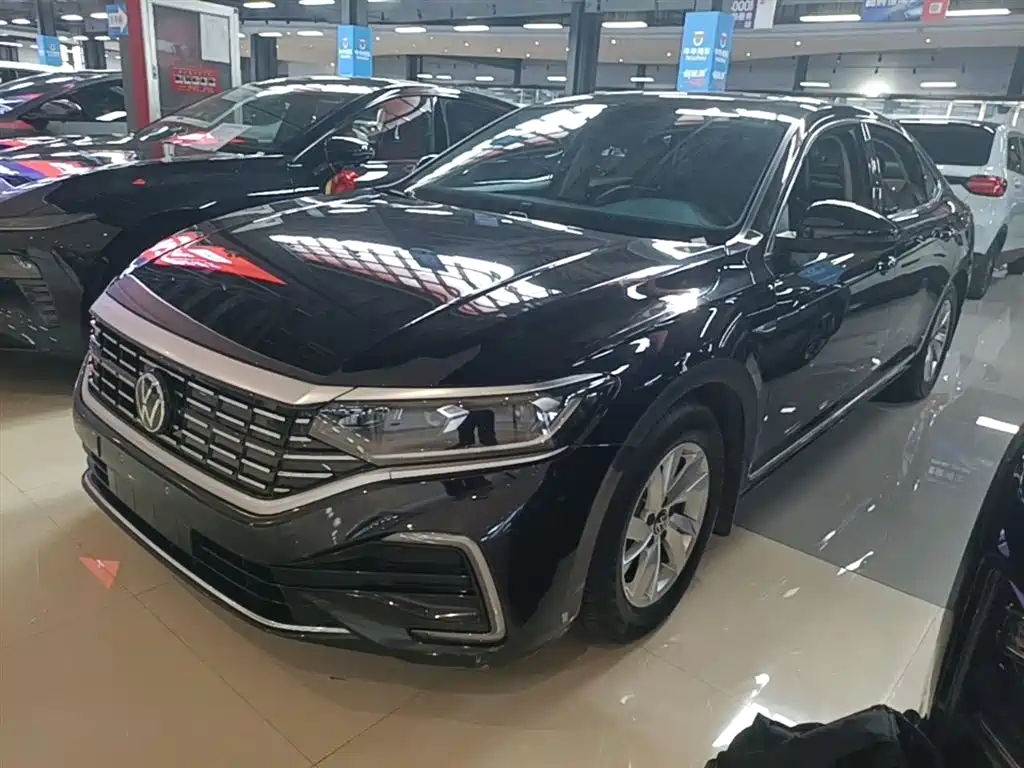 Volkswagen Passat New Energy 2022 430PHEV Hybrid Business Edition фото 2