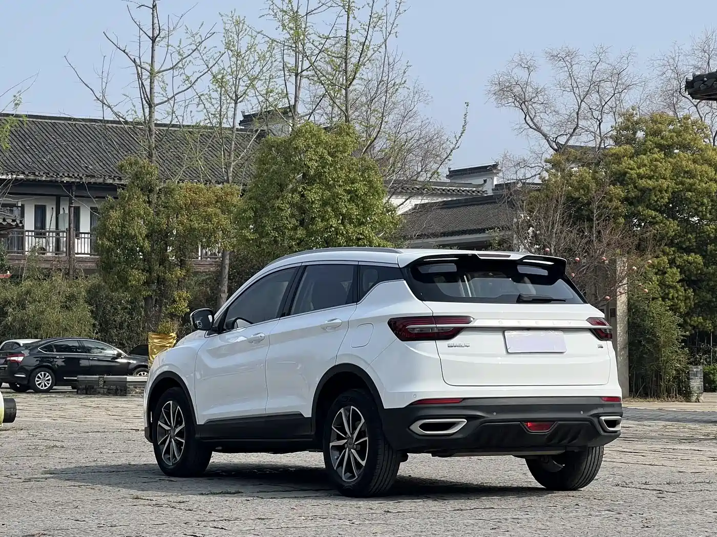 GEELY AUTOMOBILE BINYUE