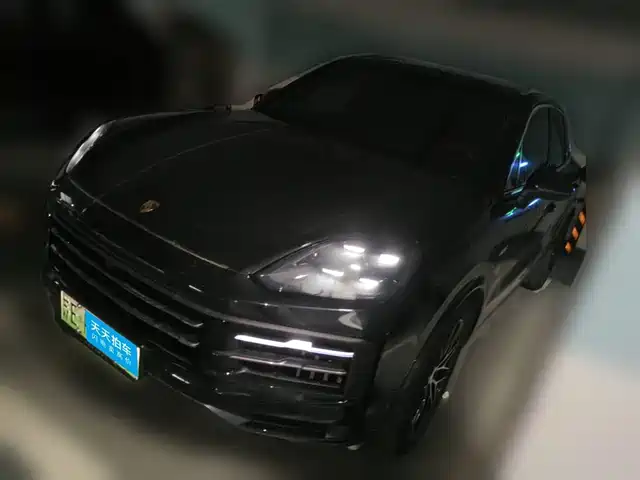 Porsche Cayenne New Energy 2024 Cayenne E-Hybrid 2.0T — фото 1