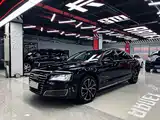 Фото 1 - Audi A8