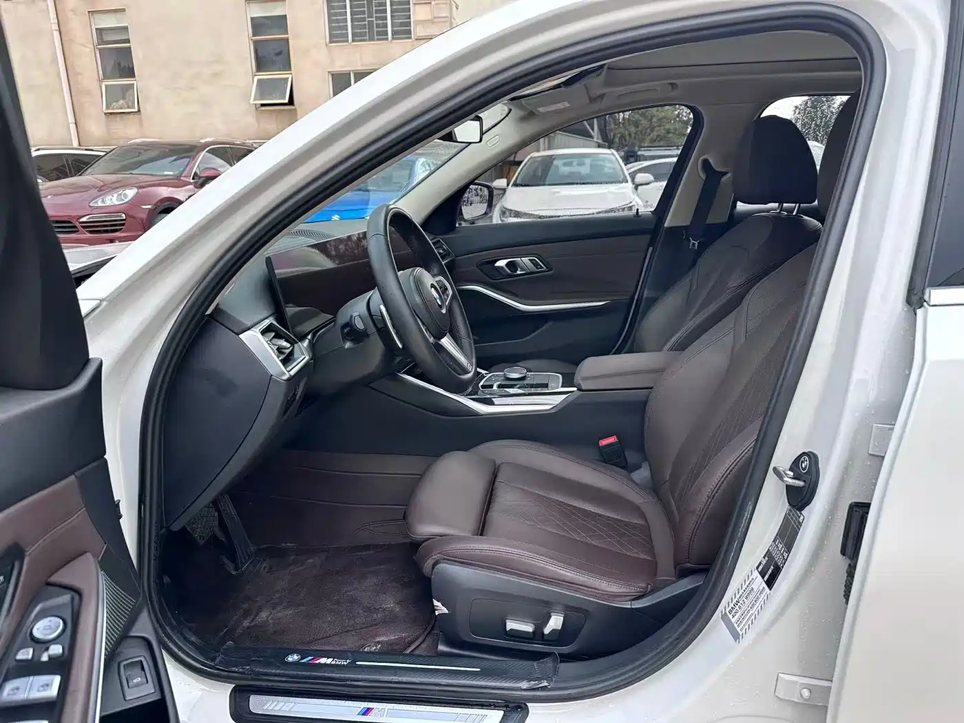 BMW 3 Series 2023 325Li M Sport Package фото 4