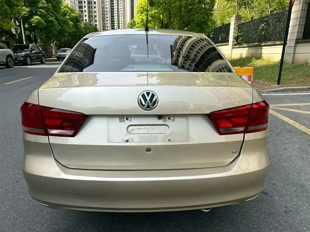 Volkswagen Santana 2015 1.6L Automatic Premium Edition фото 8