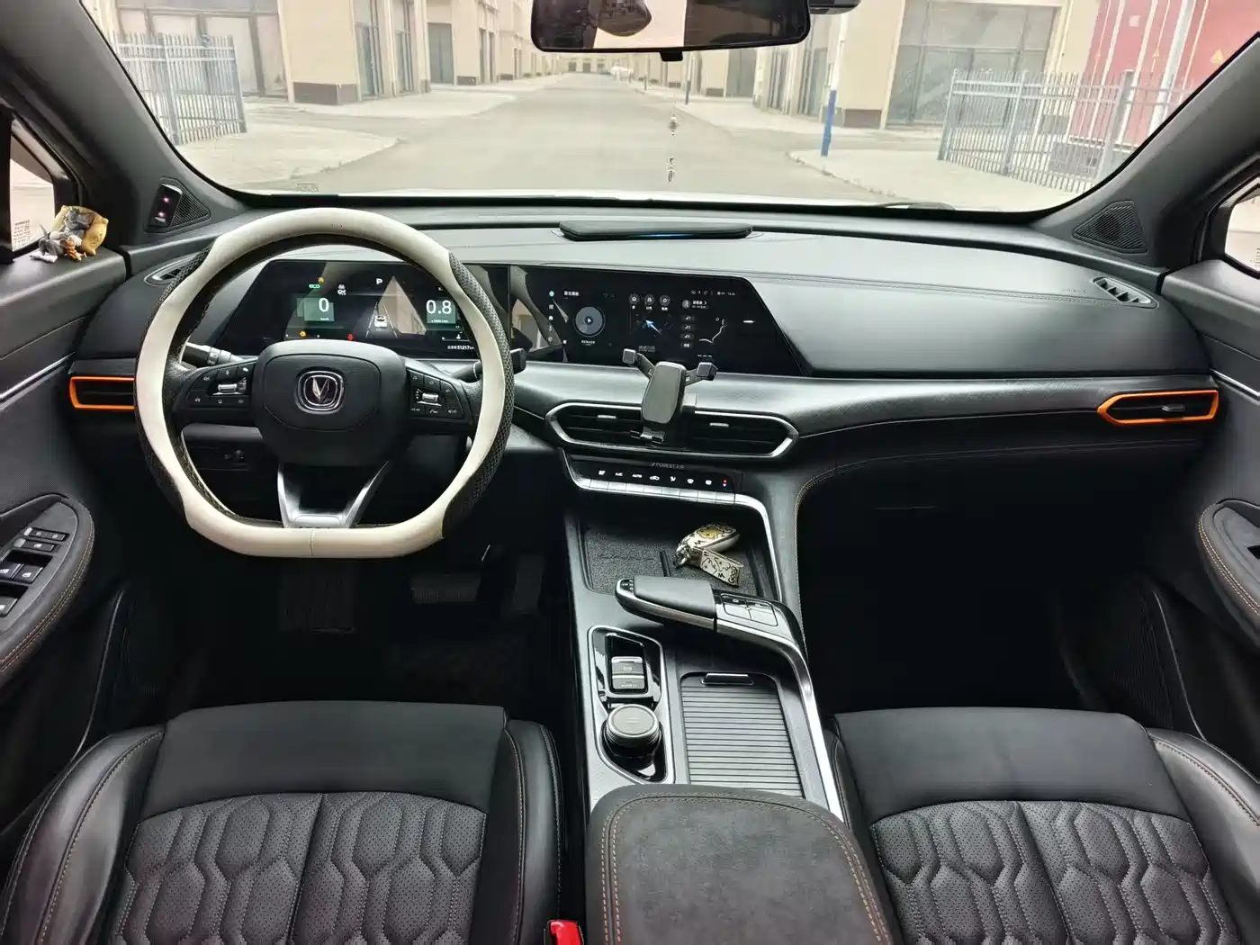 CHANGAN UNI-T