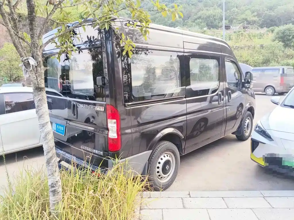 Dongfeng Yufeng Yufeng 2017 2016 2.5T Transport Edition Yulibao SWB Mid-roof China V ZD25