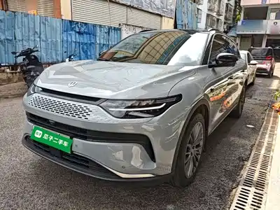 Leapmotor C11