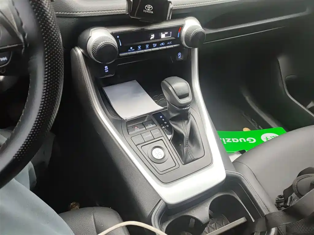 Toyota RAV4 Rongfang 2021 2.0L CVT 2WD Urban фото 14