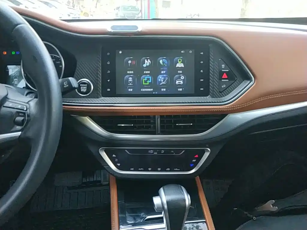 Zotye T300 2018 2017 1.5T CVT Executive