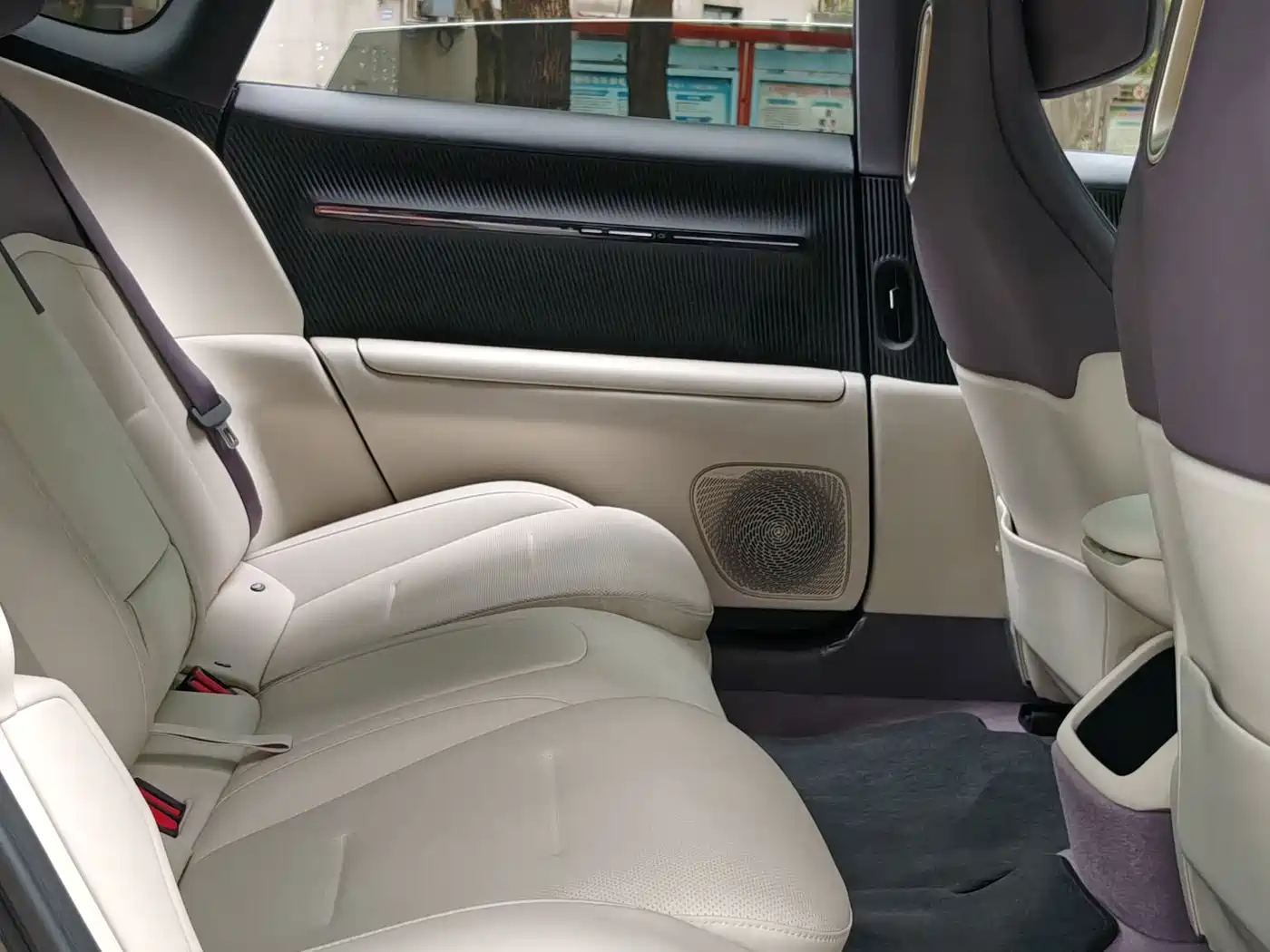Avatr 12 2026 2025 Facelift Ultra EV AWD