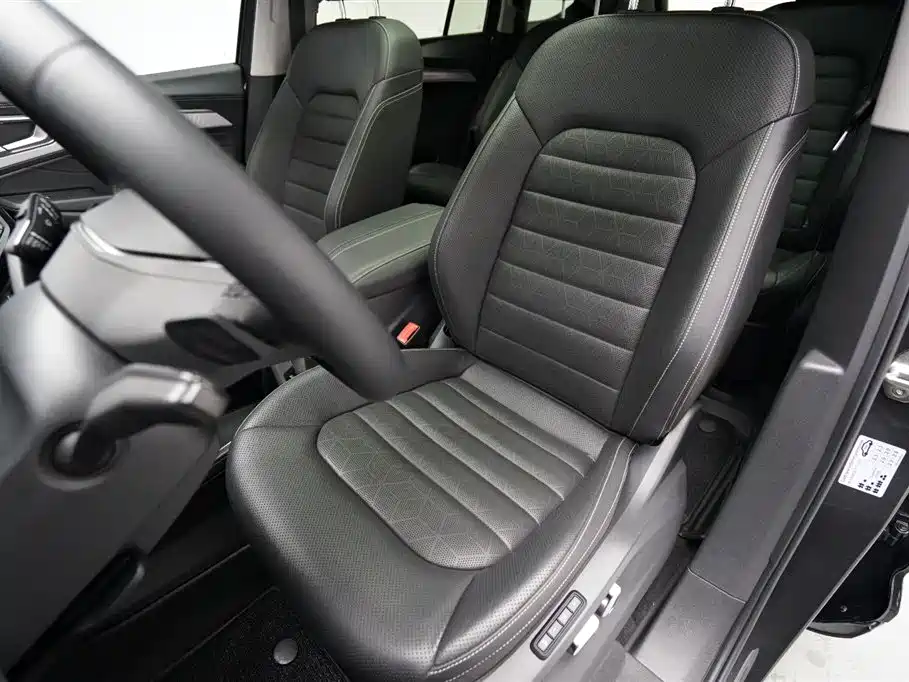 Volkswagen Talagon 2022 380TSI 4WD Luxury Premium Pro Edition 6-seater фото 5