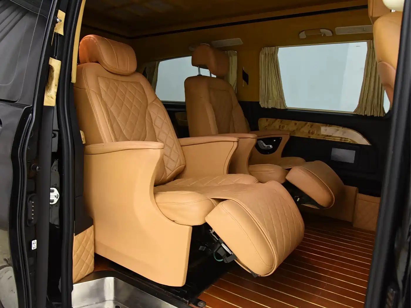 Mercedes-Benz Vito 2018 2.0T Elite Edition 7-Seater China V фото 8