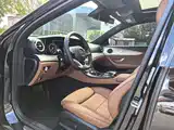 Photo 4 - Mercedes-Benz E-Class