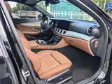 Photo 7 - Mercedes-Benz E-Class