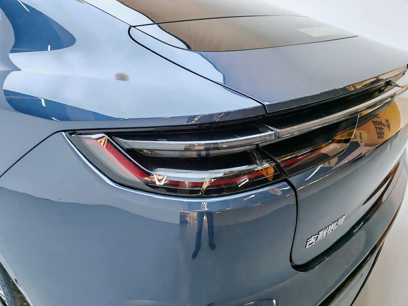 Geely Galaxy Galaxy Xingyao 8 2025 130km EM-P Starship Edition фото 14