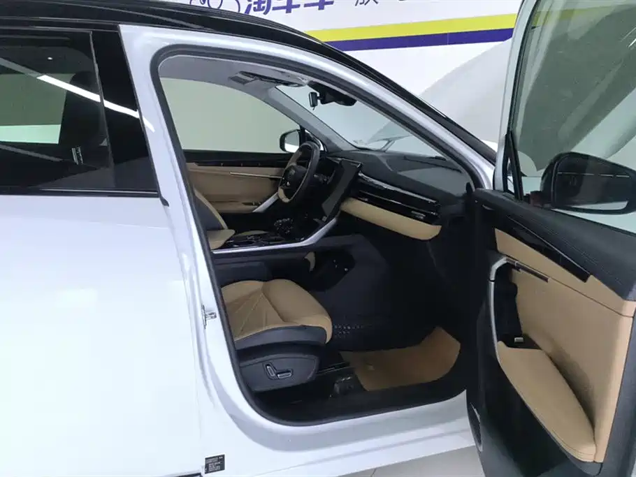 GEELY AUTOMOBILE BOYUE L