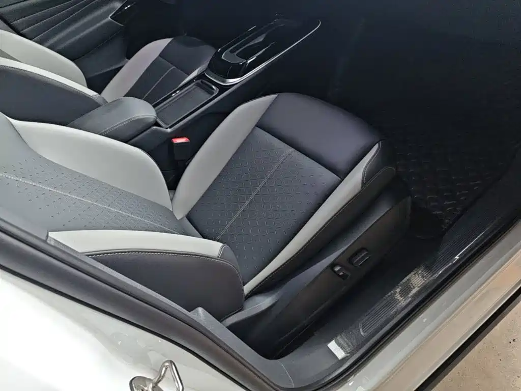 Volkswagen ID.4 CROZZ 2025 2026 Pure Edition
