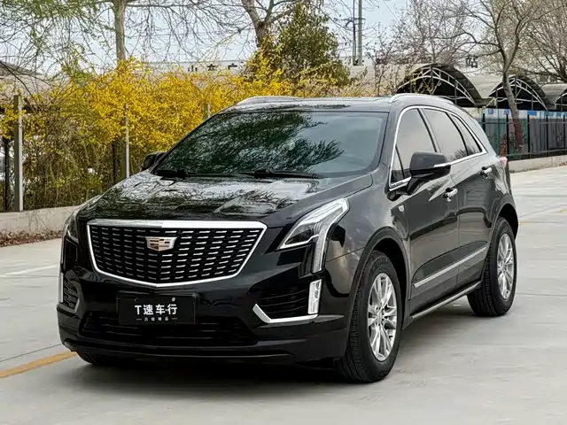CADILLAC XT5