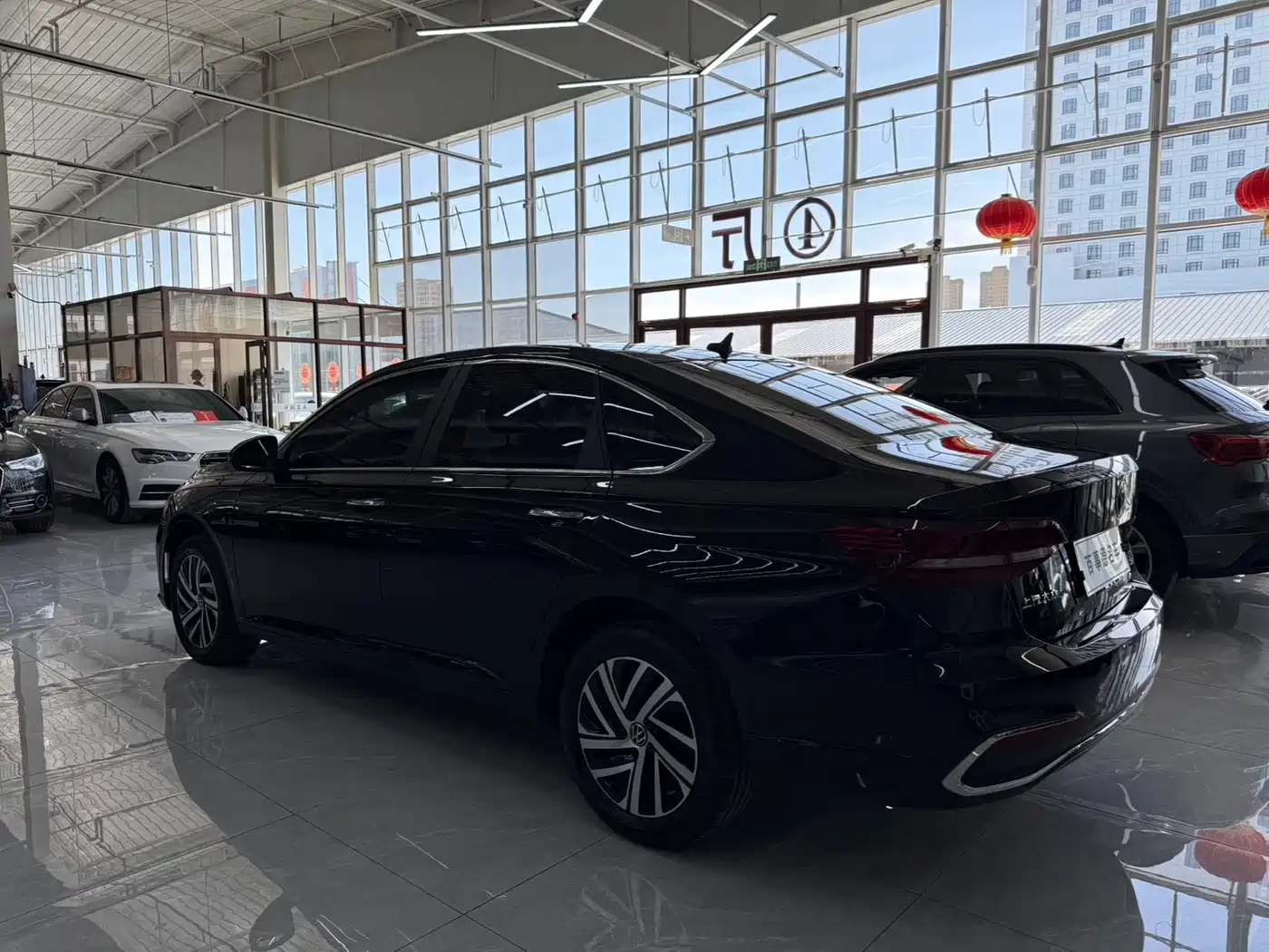 Volkswagen Lavida 2023 280TSI DSG Starlight Comfort Edition фото 7