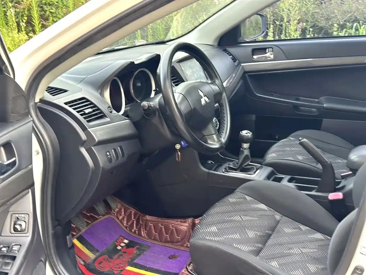 Mitsubishi Lancer EX 2012 Zhishang 1.8L Manual Luxury фото 3