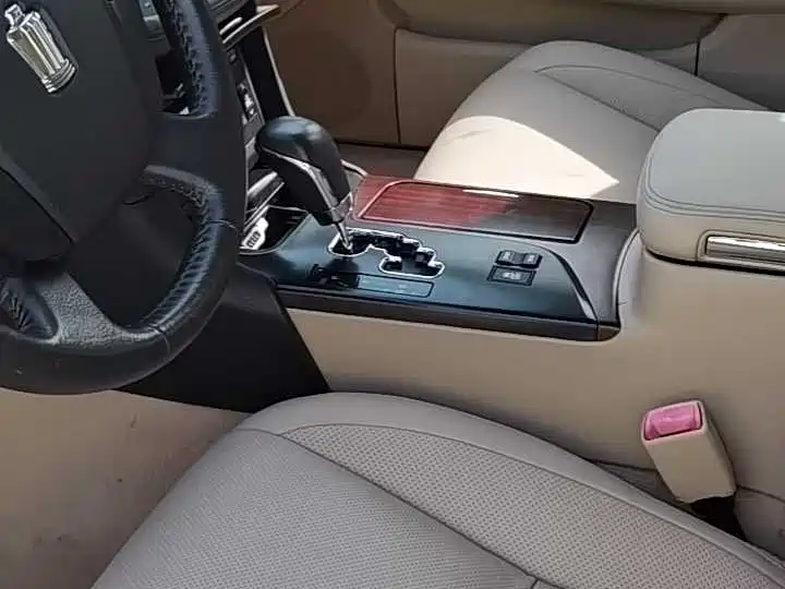 Toyota Crown 2010 2.5L Royal Leather Sunroof фото 9